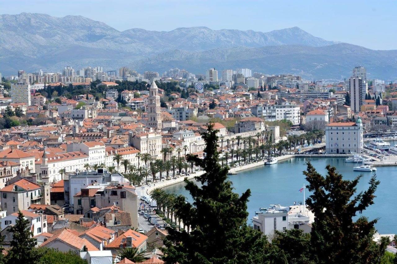 Luxury Apartment Angel Split Bagian luar foto